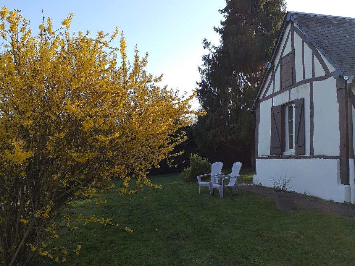 La Petite Maison Normande Ticheville Eksteriør billede